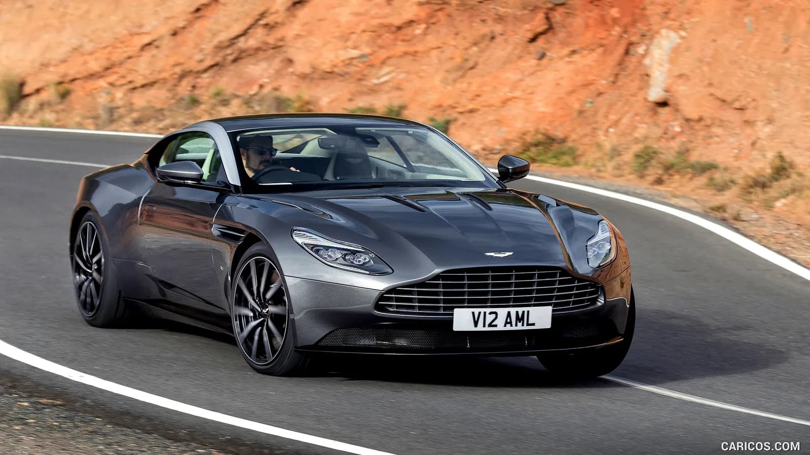 Aston Martin DB11