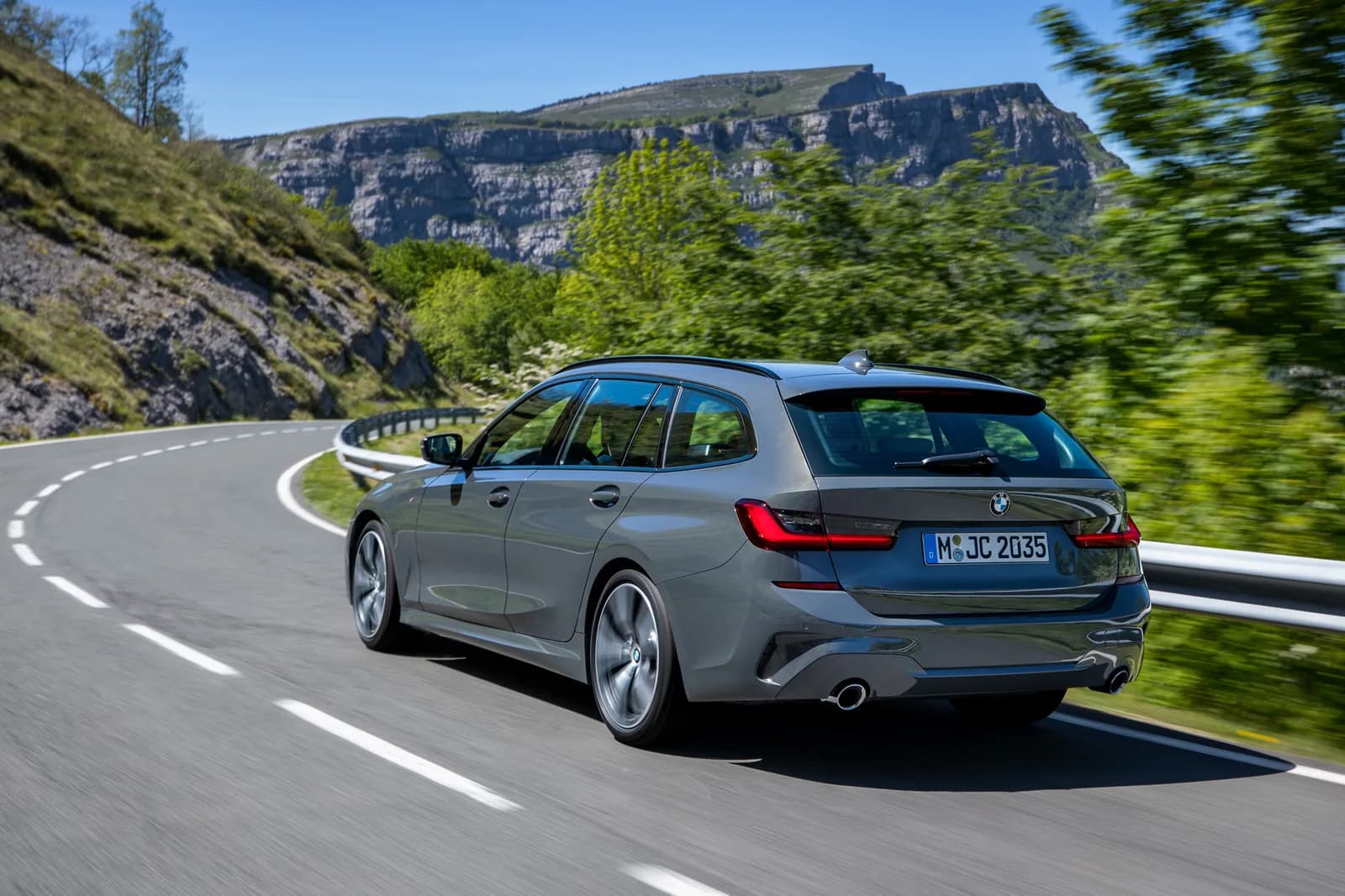 BMW 3 Series  Touring