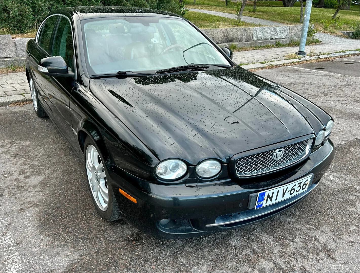Jaguar X-Type