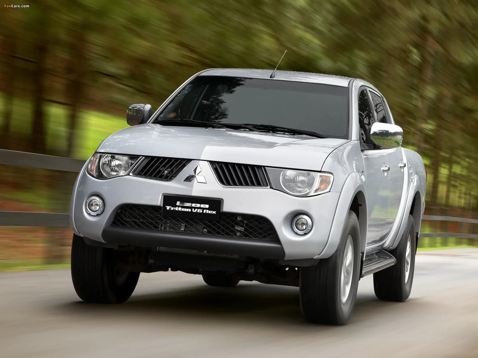 Mitsubishi L200