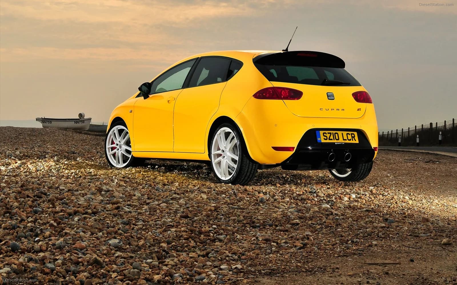 SEAT Leon  Cupra R