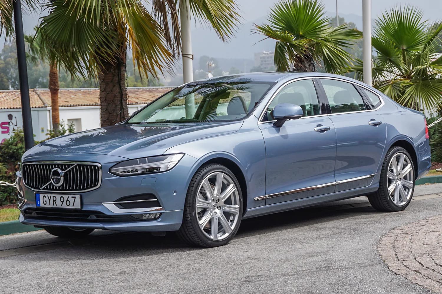 Volvo S90